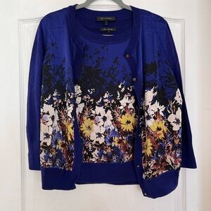 St. John Blue Floral Women's 2piece set Cardigan and top size M